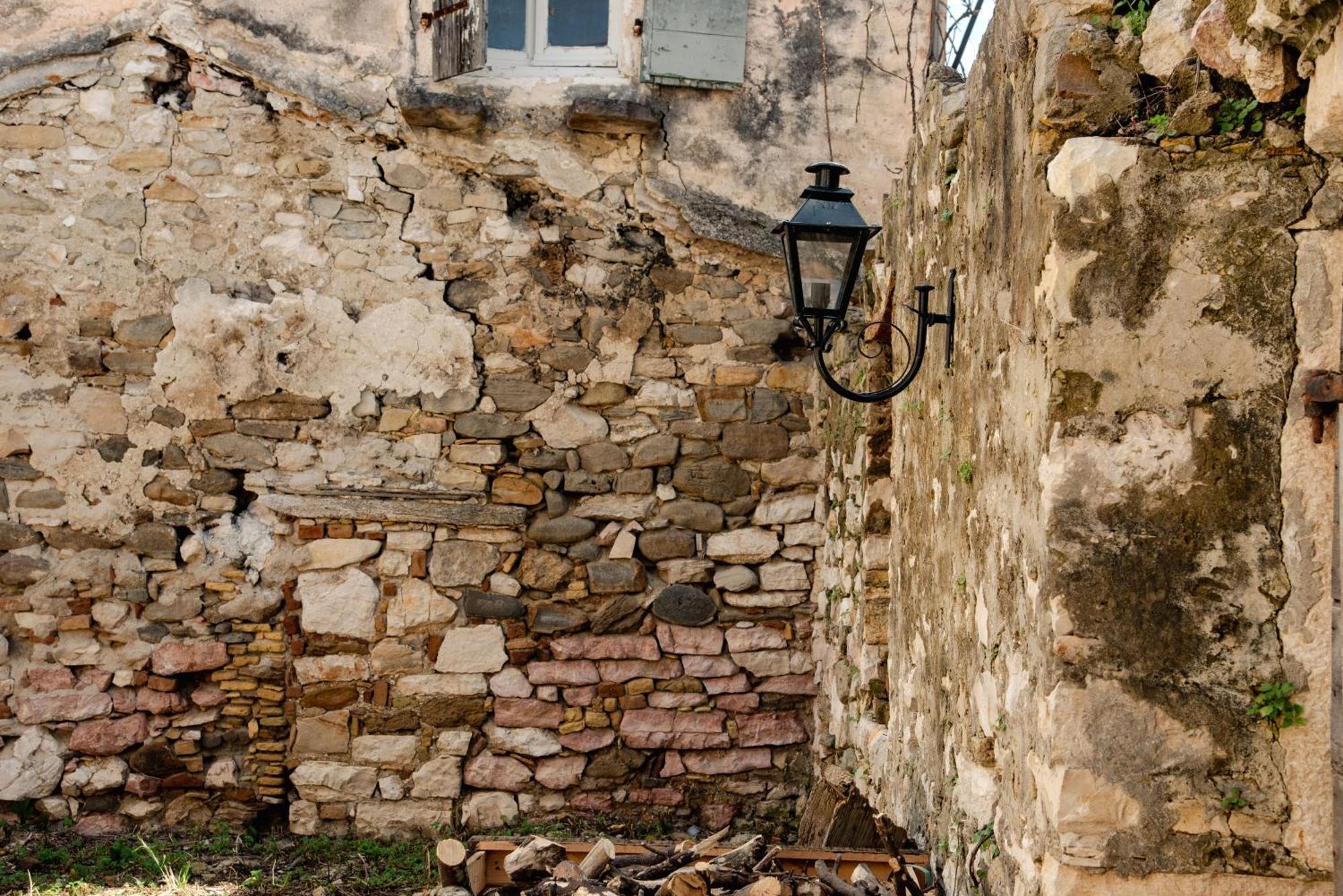 Prázdninový dům Krasospito - The History Of The Ruins